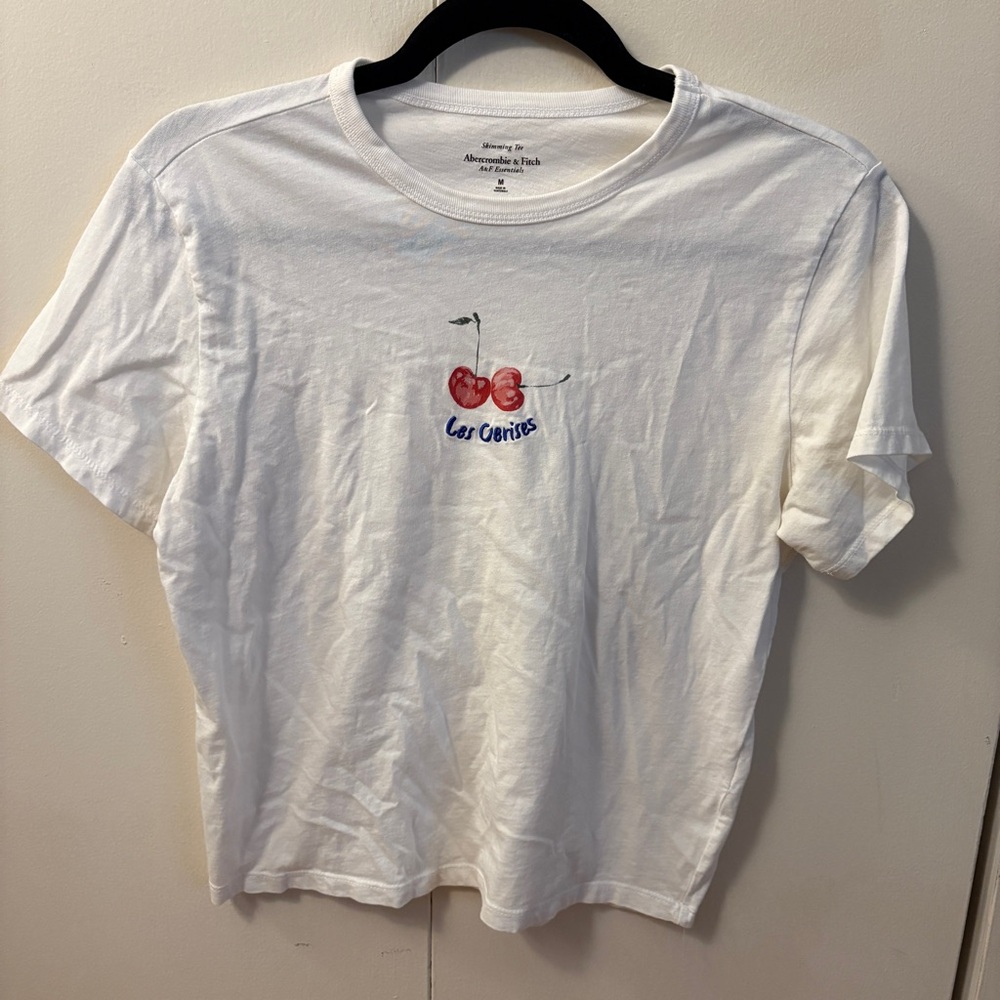Abercrombie graphic baby tee